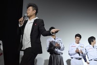 舞台挨拶の様子。