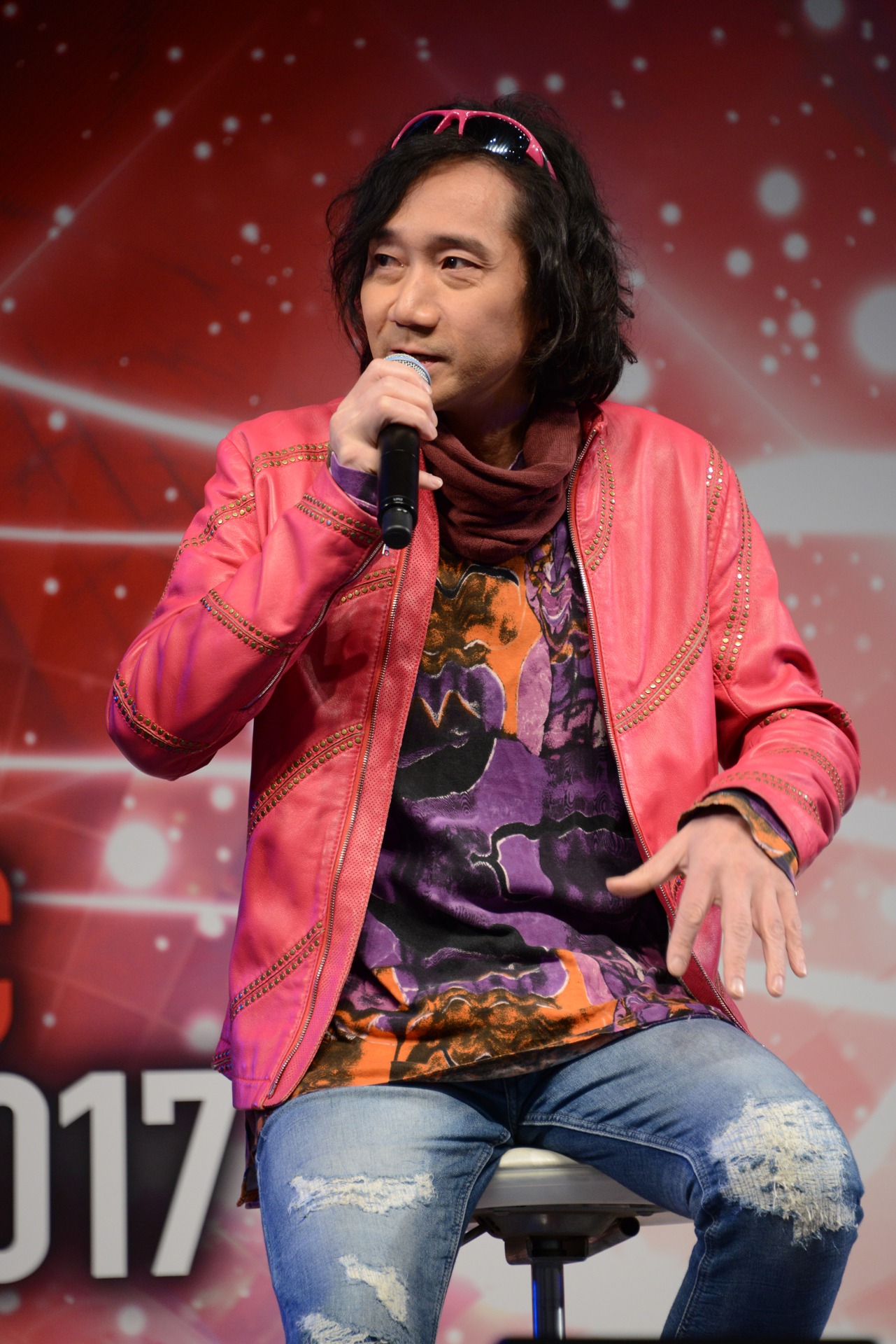 三木眞一郎