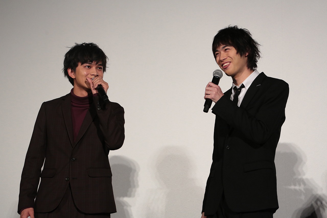 左から北村匠海、渡辺大知。