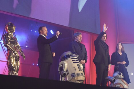 「スター・ウォーズ/最後のジェダイ」レッドカーペットイベントの様子。