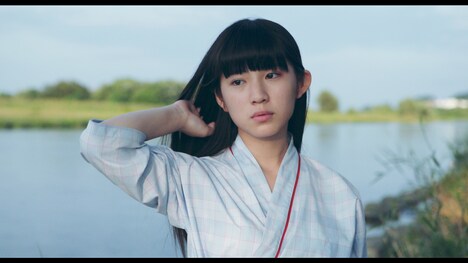 「永遠の少女」ミュージックビデオ