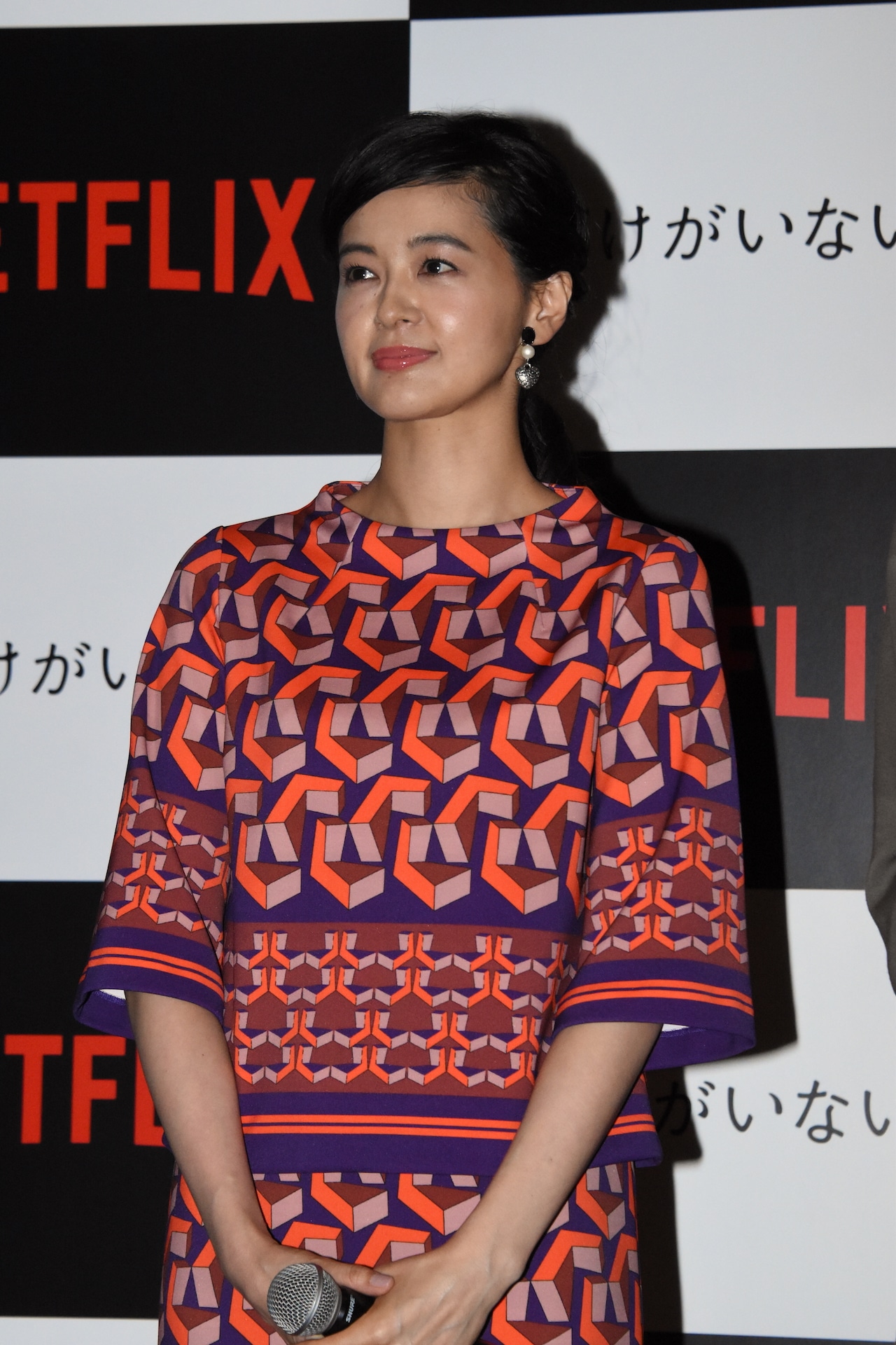 黒谷友香