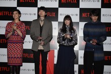 左から黒谷友香、古川雄輝、優希美青、白洲迅。