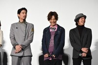 左から水上剣星、土屋シオン、上堀内佳寿也。