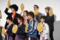 「仮面ライダー平成ジェネレーションズFINAL ビルド＆エグゼイドwithレジェンドライダー」初日舞台挨拶の様子。