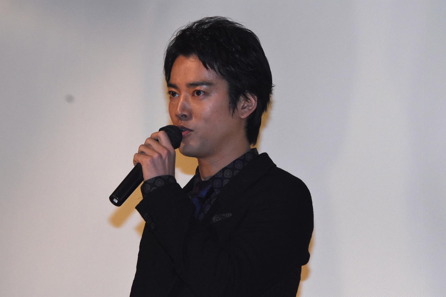 桐谷健太