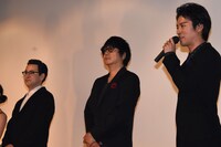 「ビジランテ」初日舞台挨拶の様子。