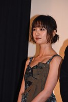篠田麻里子