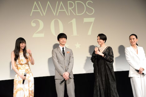 エル シネマ大賞2017授賞式の様子。