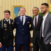 クリント・イーストウッド「15時17分、パリ行き」予告、テロ犯に3人の若者が挑む