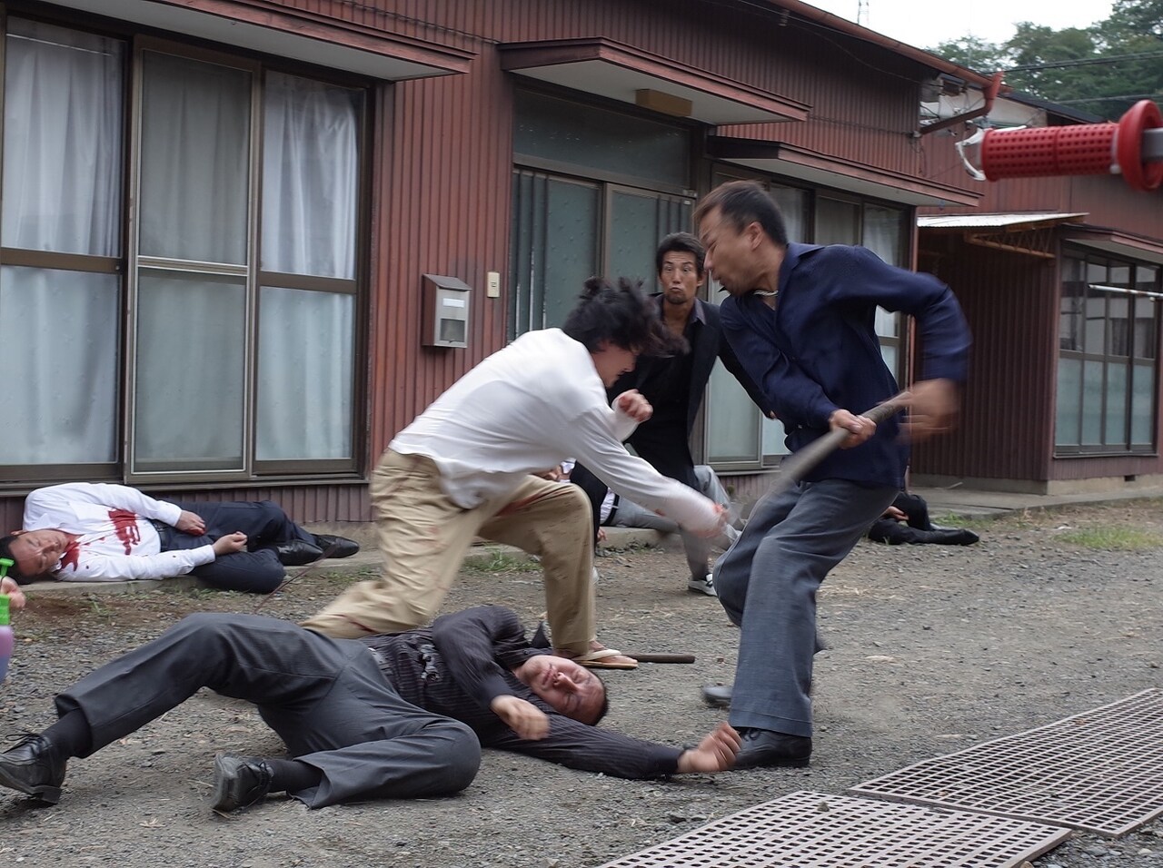 チャン・チェン演じる殺し屋がヤクザ16人斬り「MR.LONG」本編映像