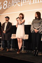 宮脇咲良（中央）