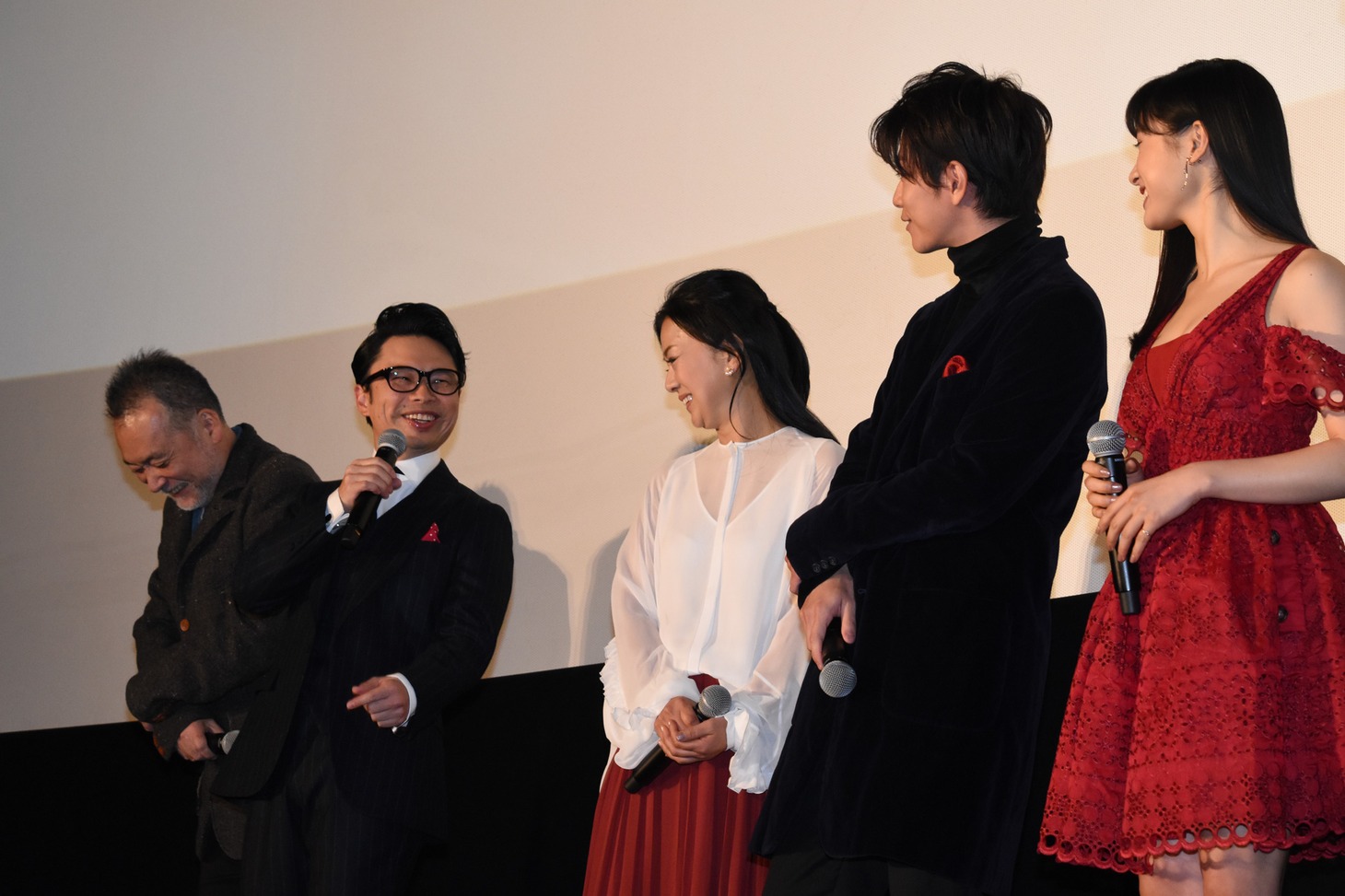 「8年越しの花嫁 奇跡の実話」初日舞台挨拶の様子。