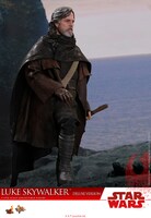 【ムービー・マスターピース】「スター・ウォーズ／最後のジェダイ」1/6スケールフィギュア ルーク・スカイウォーカー