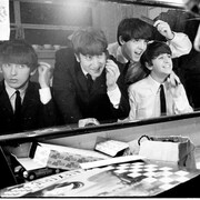 ビートルズとジョージ・ハリスンのドキュメンタリーをオールナイト上映