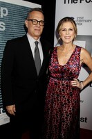 左からトム・ハンクス、彼の妻であるリタ・ウィルソン。