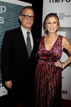 左からトム・ハンクス、彼の妻であるリタ・ウィルソン。