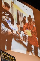 映画秘宝のグラビアメイキングカット。