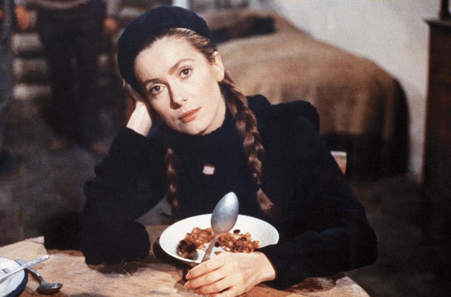 「哀しみのトリスターナ」 (c)1967 STUDIOCANAL - Five Film S.r.l. (Italie) - Tous Droits Reserves