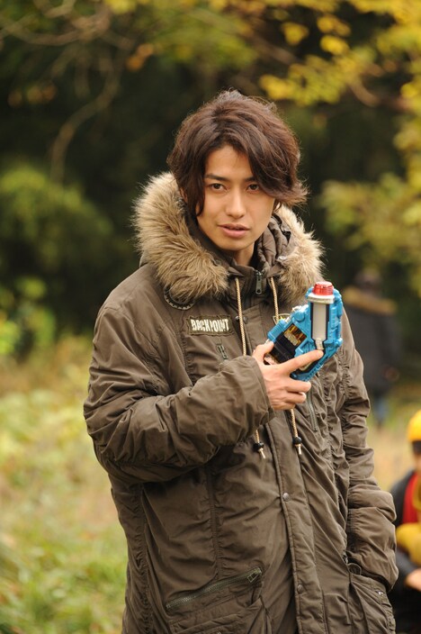 「仮面ライダービルド」より、武田航平演じる猿渡一海。(c)2017 石森プロ・テレビ朝日・ADK・東映