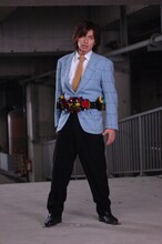 「劇場版 仮面ライダーキバ／魔界城の王」より、武田航平演じる紅音也。(c)石森プロ・東映