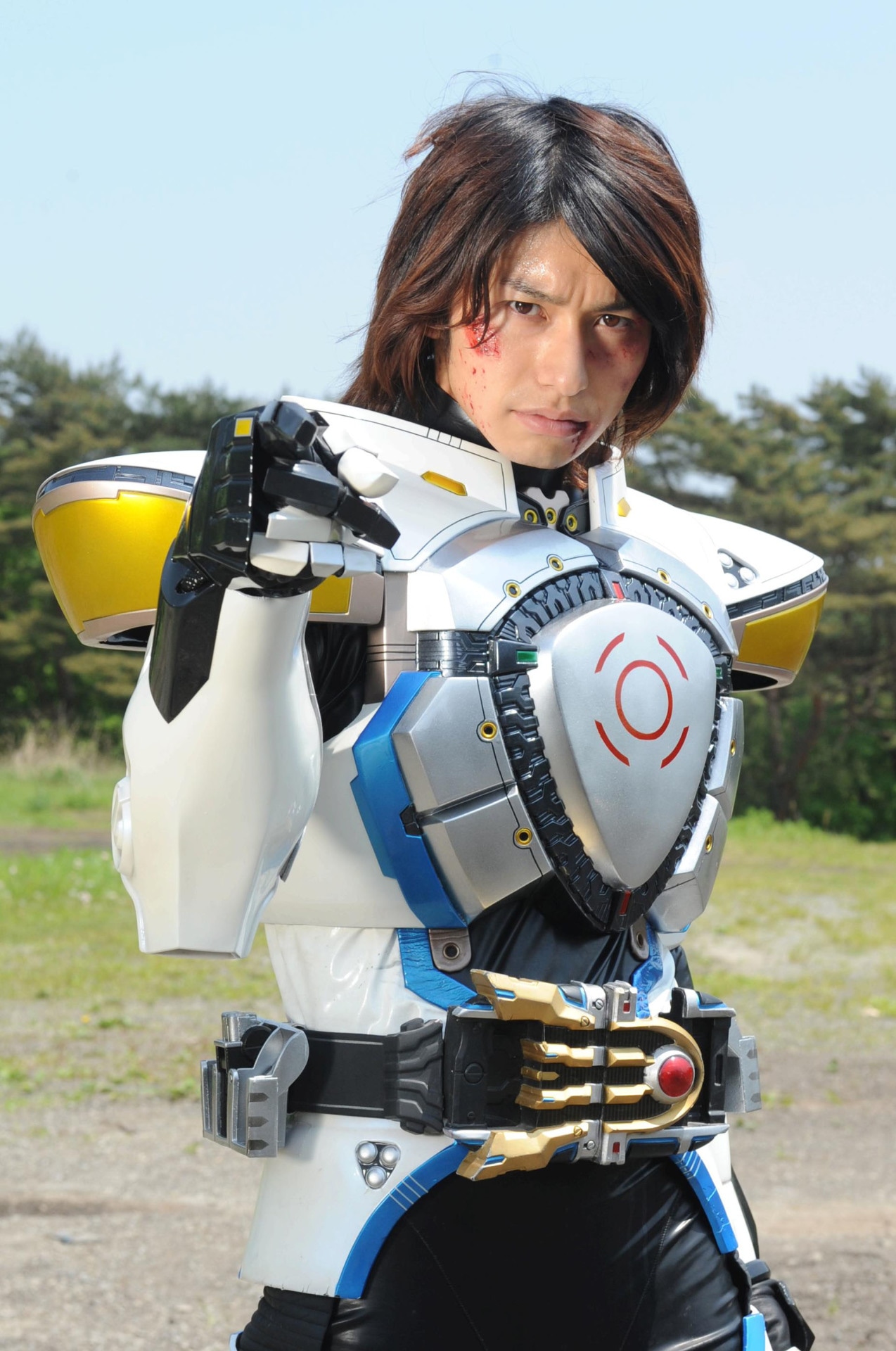 「仮面ライダーキバ」より、武田航平演じる紅音也。(c)石森プロ・東映