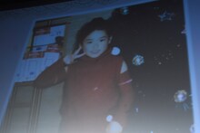 平祐奈の5歳時の写真。当時フラメンコを習っており、先生の発表会を観に行ったときに撮影された。