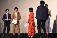 「勝手にふるえてろ」初日舞台挨拶の様子。