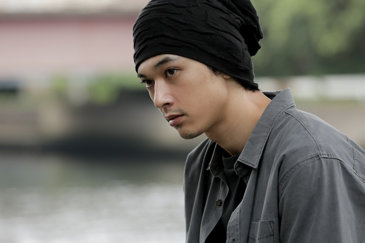 吉沢亮が「悪と仮面のルール」を語る特別映像公開、「かなり気合いの入った作品」