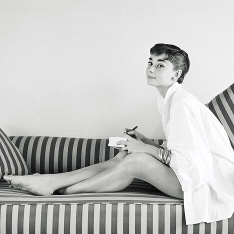 「写真展 オードリー・ヘプバーン」より。(c)Mark Shaw