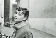 「写真展 オードリー・ヘプバーン」より。(c)Mark Shaw