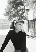 「写真展 オードリー・ヘプバーン」より。(c)Mark Shaw