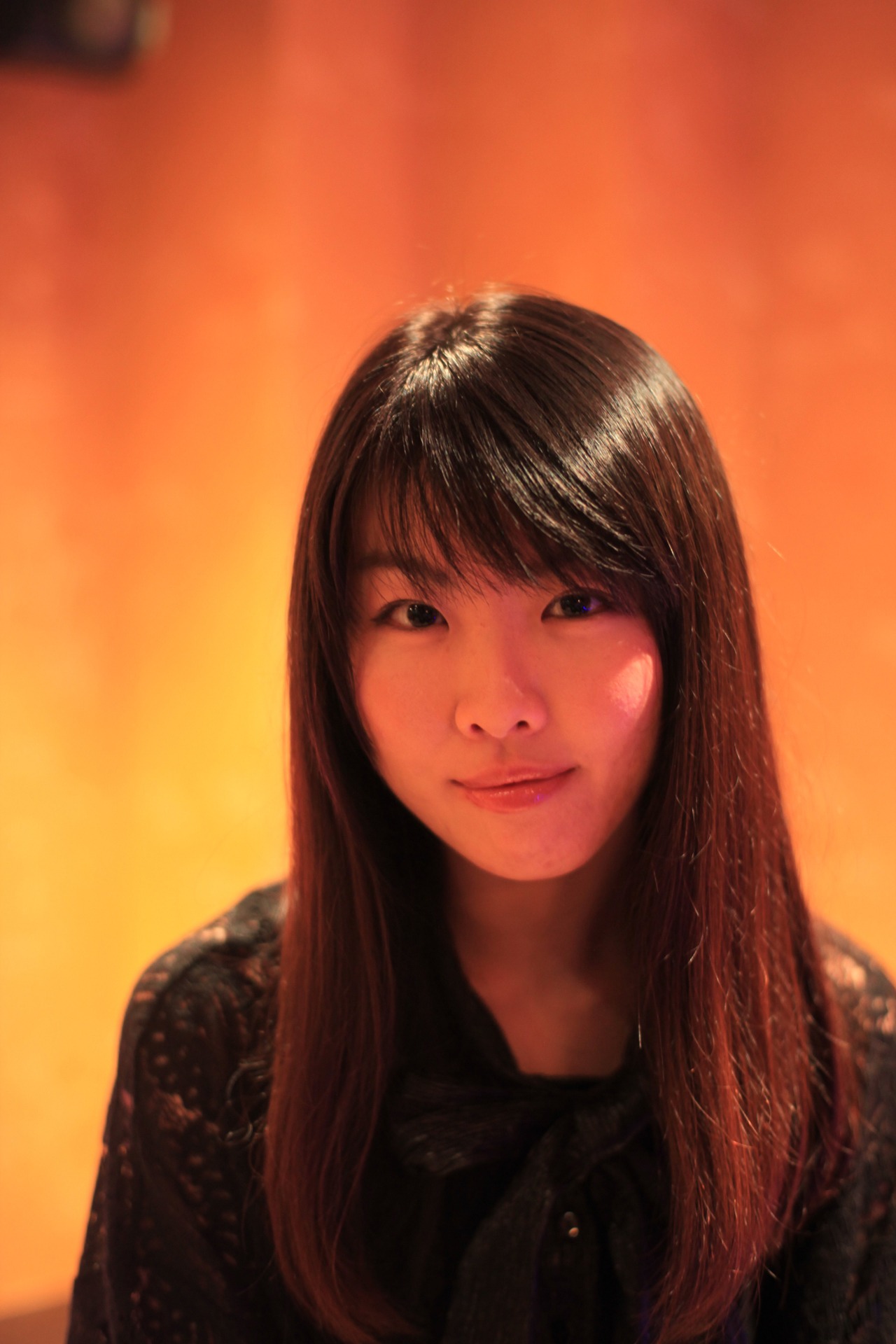 「疑惑とダンス」より、福田麻由子演じるサナ。