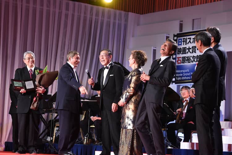 石原裕次郎賞の北野武が舘ひろしを笑わせる 写真14枚 お笑いナタリー