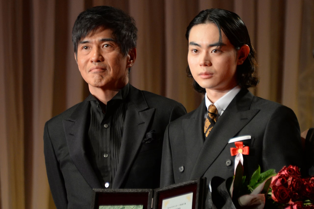 菅田将暉、日スポ映画大賞で佐藤浩市から「今走らなかったらいつ走る」と激励受ける