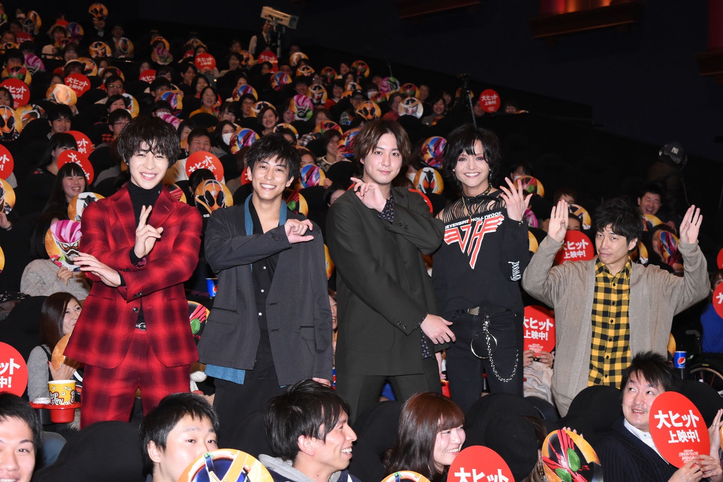 「仮面ライダー平成ジェネレーションズFINAL ビルド＆エグゼイドwithレジェンドライダー」大ヒット御礼舞台挨拶の様子。