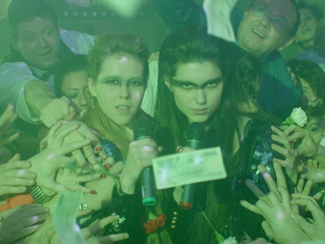 「ゆれる人魚」新場面写真