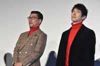 左から中井貴一、佐々木蔵之介。