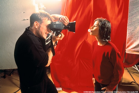 「トリコロール／赤の愛」 (c)1994 MK2 Productions / France 3 cinema / CAB Productions / Film studio TOR