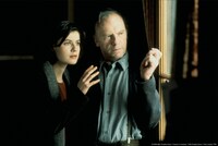 「トリコロール／赤の愛」 (c)1994 MK2 Productions / France 3 cinema / CAB Productions / Film studio TOR