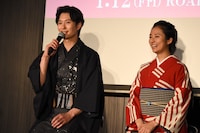 左から岡田将生、木村文乃。