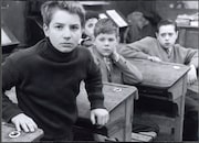 「大人は判ってくれない」(c)1959 LES FILMS DU CARROSSE 配給:KADOKAWA