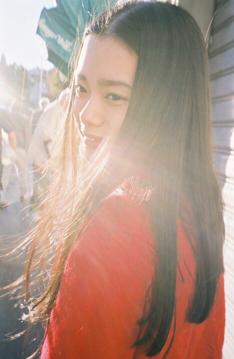 杉咲花1st写真集「ユートピア」より。