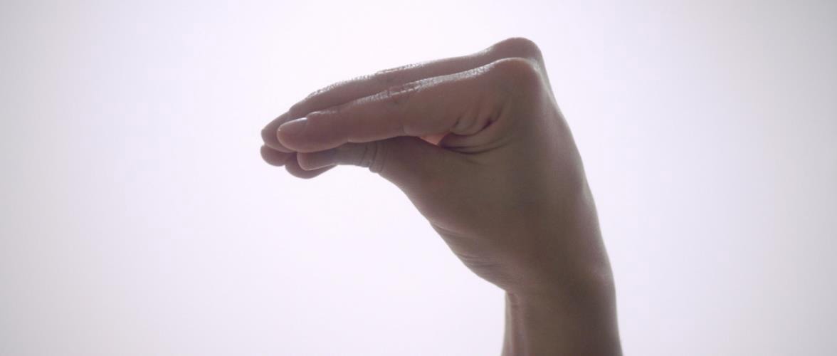 「ニンフォマニアック Vol. 2」場面写真 (c)2013 ZENTROPA ENTERTAINMENTS31 APS, ZENTROPA INTERNATIONAL KOLN, SLOT MACHINE, ZENTROPA INTERNATIONAL FRANCE, CAVIAR, ZENBELGIE, ARTE FRANCE CINEMA