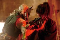 「曇天に笑う」