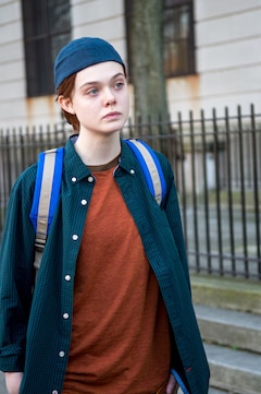 アバウト レイ エル ファニングがボーイズファッションに身を包んだ新写真到着 コメントあり 映画ナタリー