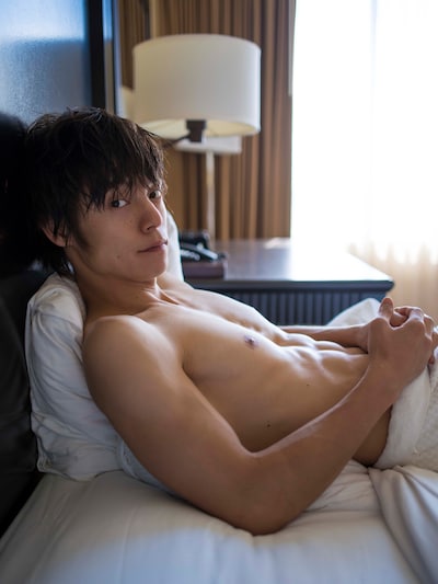 窪田正孝のポスターカレンダーより。