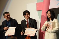 小瀧望が絵馬に書いた言葉に反応する登壇者たち。