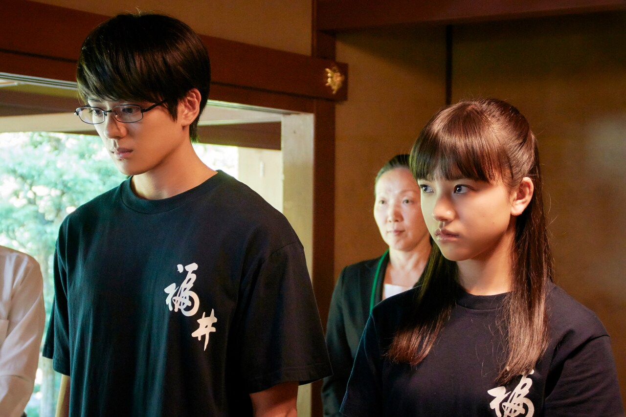 ちはやふる 結び　広瀬すず B1ポスター Amazon.co.jp: 広瀬すず ポスター 映画ちはやふる ちはやふる