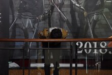 深々と頭を下げる梶裕貴。